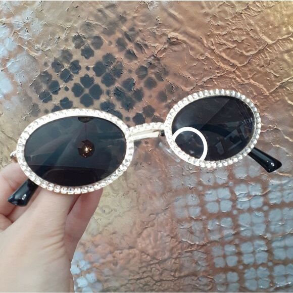 Zara Nwot Black and Gold Bejeweled Sunglasses - Picture 11 of 14